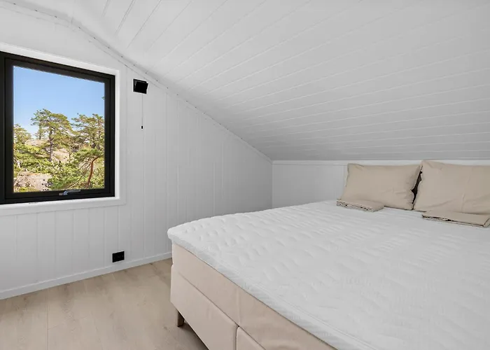 4 Bedroom Lovely In Feriehus *