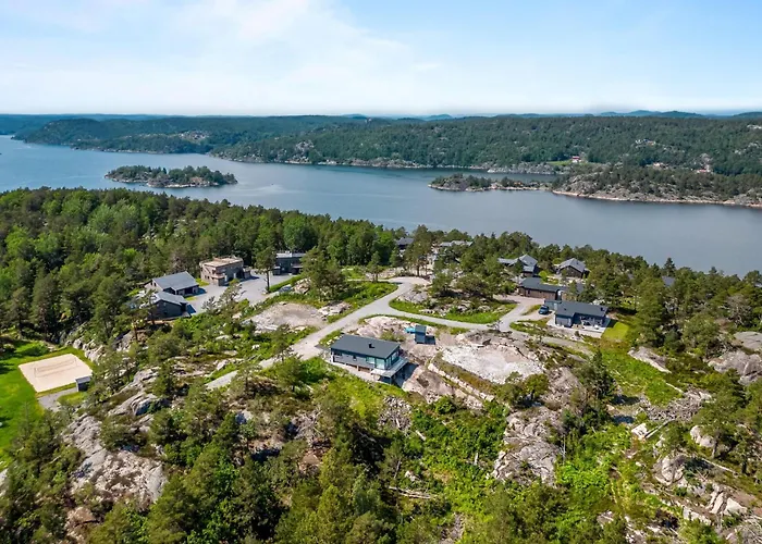 4 Bedroom Lovely In * Risør
