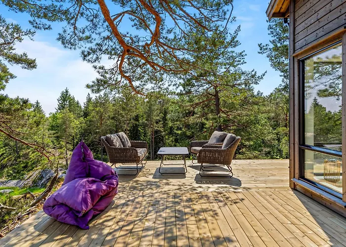 Feriehus 4 Bedroom Lovely In
