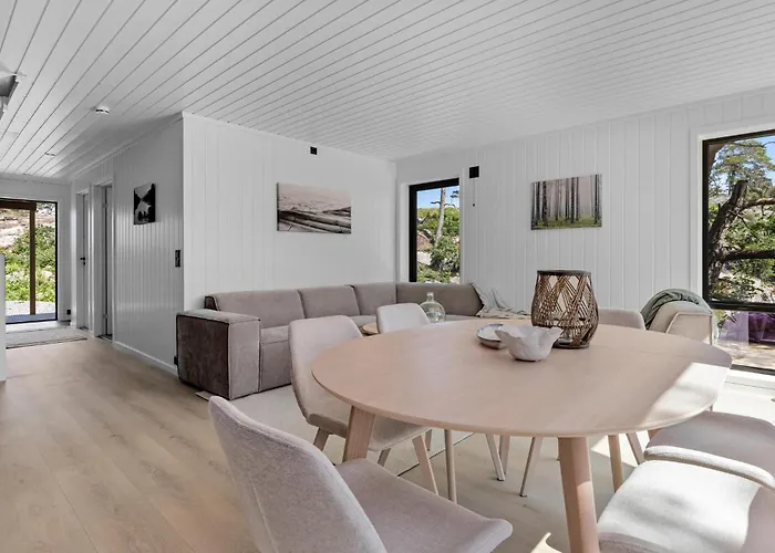 4 Bedroom Lovely In Feriehus *
