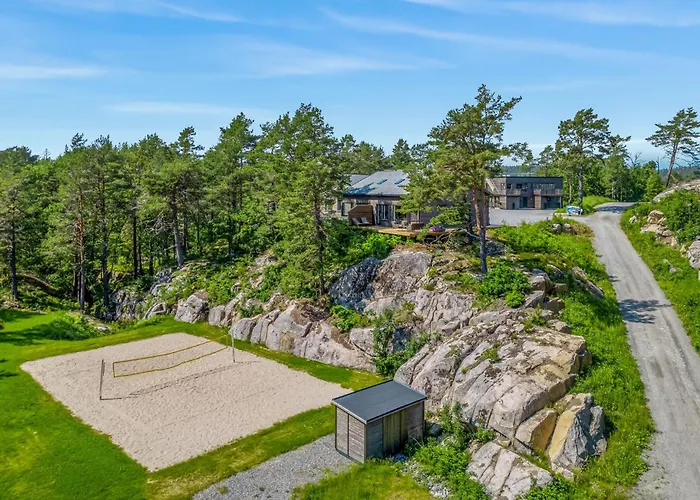 4 Bedroom Lovely In *